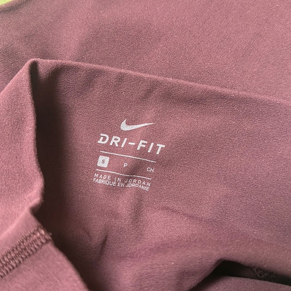 Nike Yoga Luxe High-Waisted 7/8 Infinalon Leggings - Picture 4 of 4